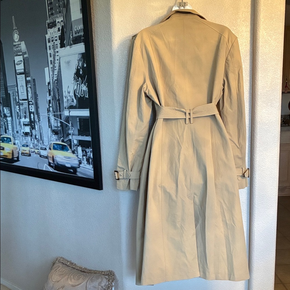 NEW YORK & CO Trench Coat, Women's, XL, Beige, EUC Tortoise shell buttons/buckle - Picture 5 of 16